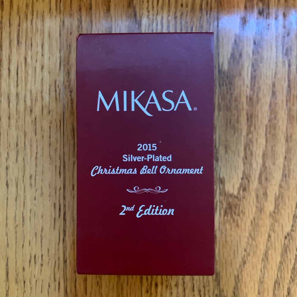 Mikasa 2nd Edition 2015 Bell silver ornament - Picture 3 of 5